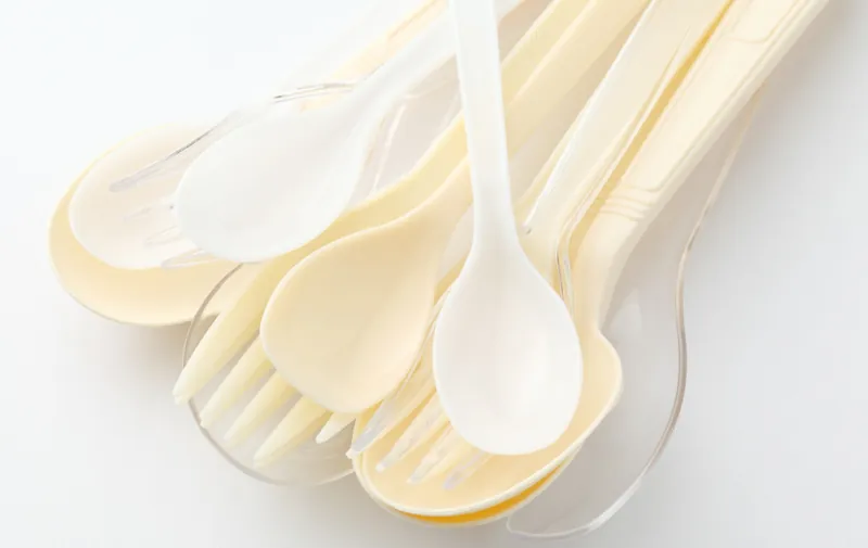 White and clear plastic cutlery